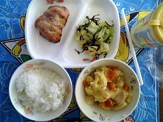 卵とじ給食.JPG